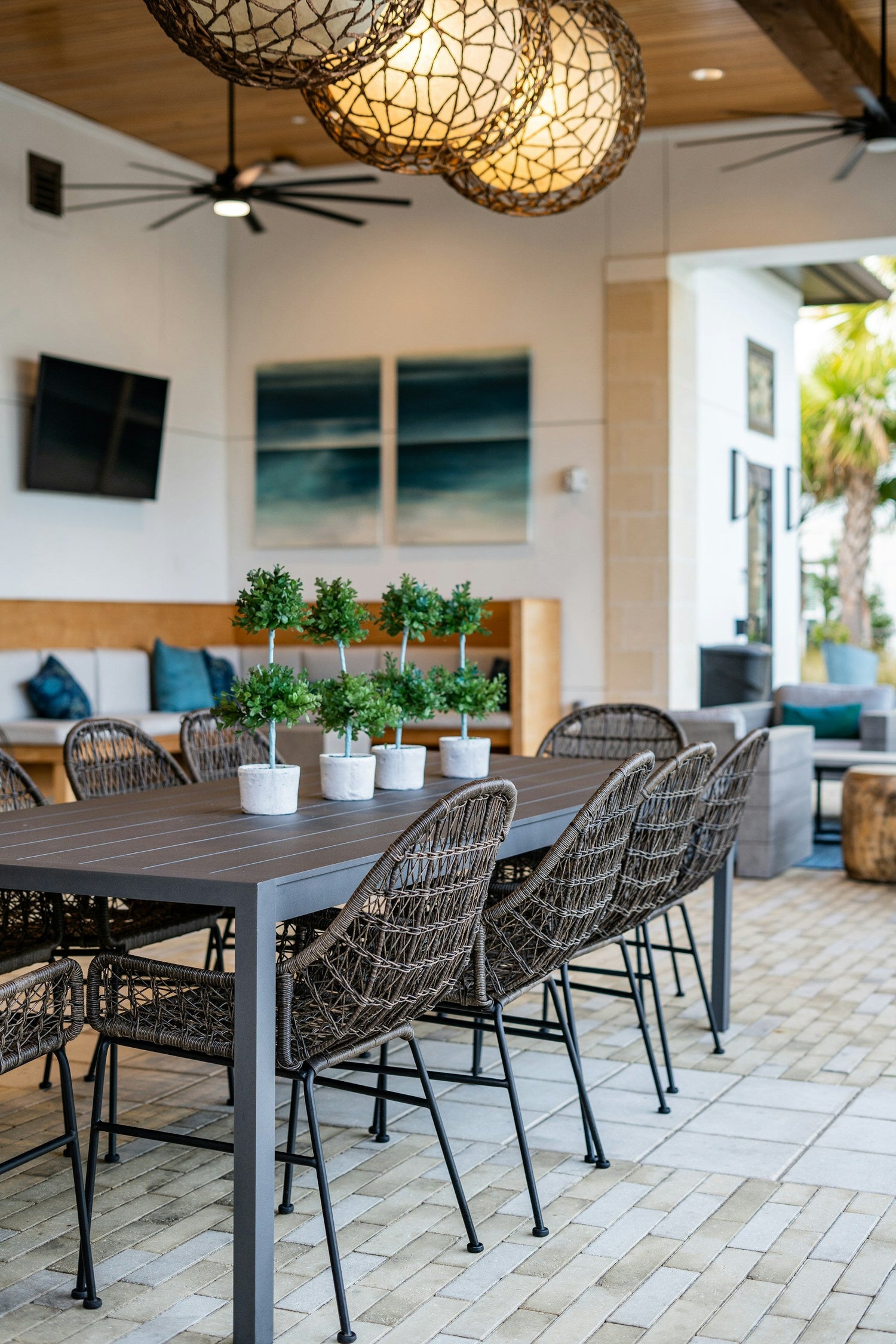 Patio & Outdoor Living