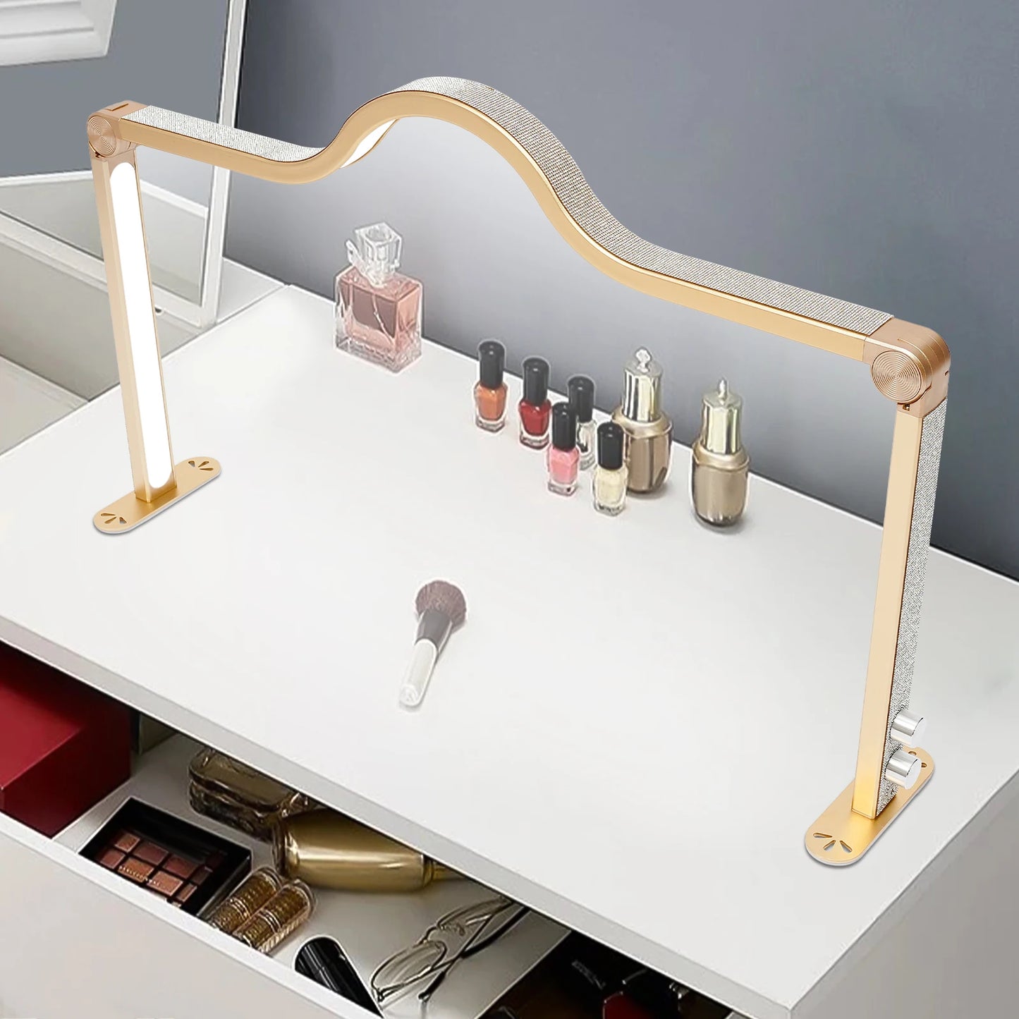 Diamonds Decorated Nail And Lash Work Desk Lamp For Nail Art