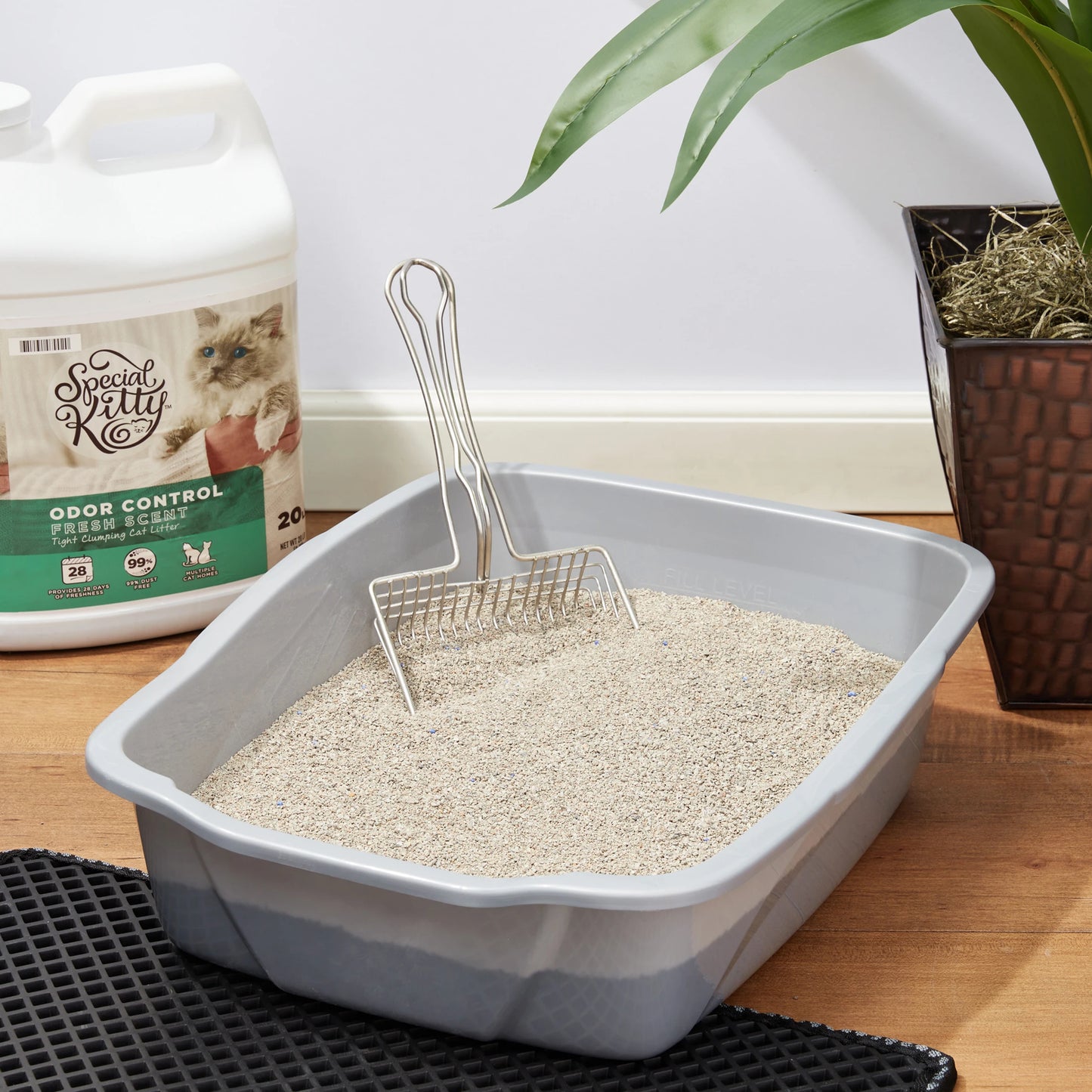 Clumping Clay Cat Litter With Fresh Scent Four Pack